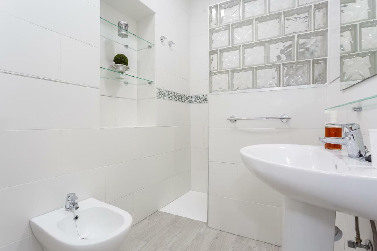 Casa Patio Del Mentidero Apartment Кадис Екстериор снимка